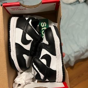 Nikes size 3c